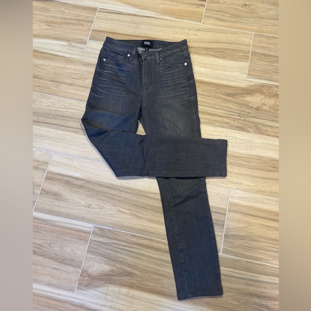 Paige Hoxton Ankle Jeans- EUC.